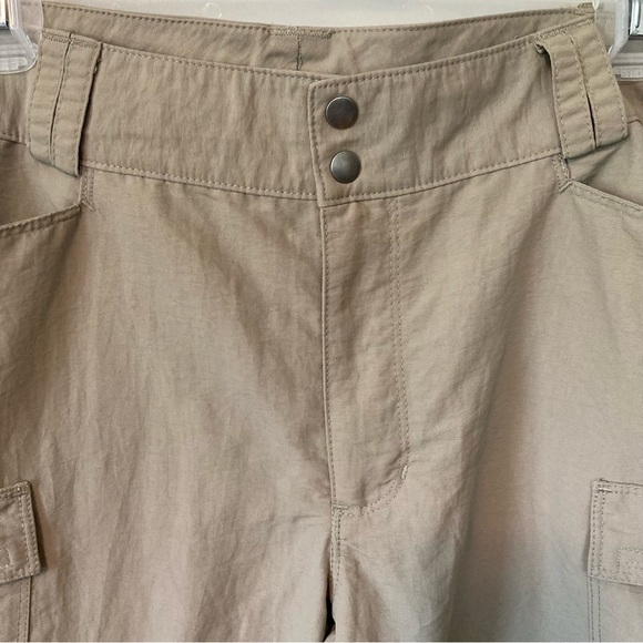 North Face Convertible Hiking Plants 12 - Picture 4 of 9